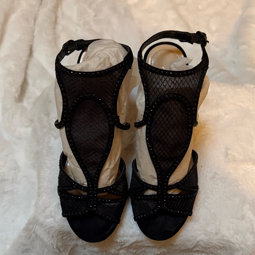 Imagine by Vince Camuto IM-Pember